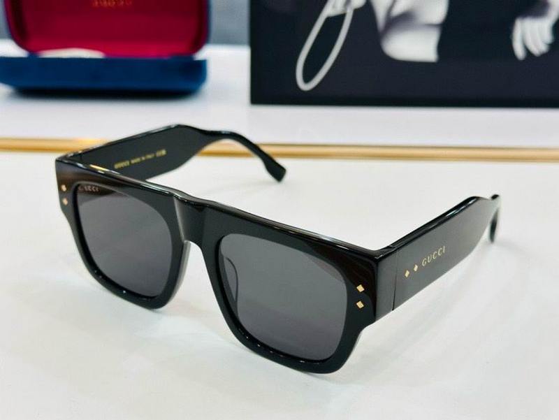 Gucci Sunglasses 476